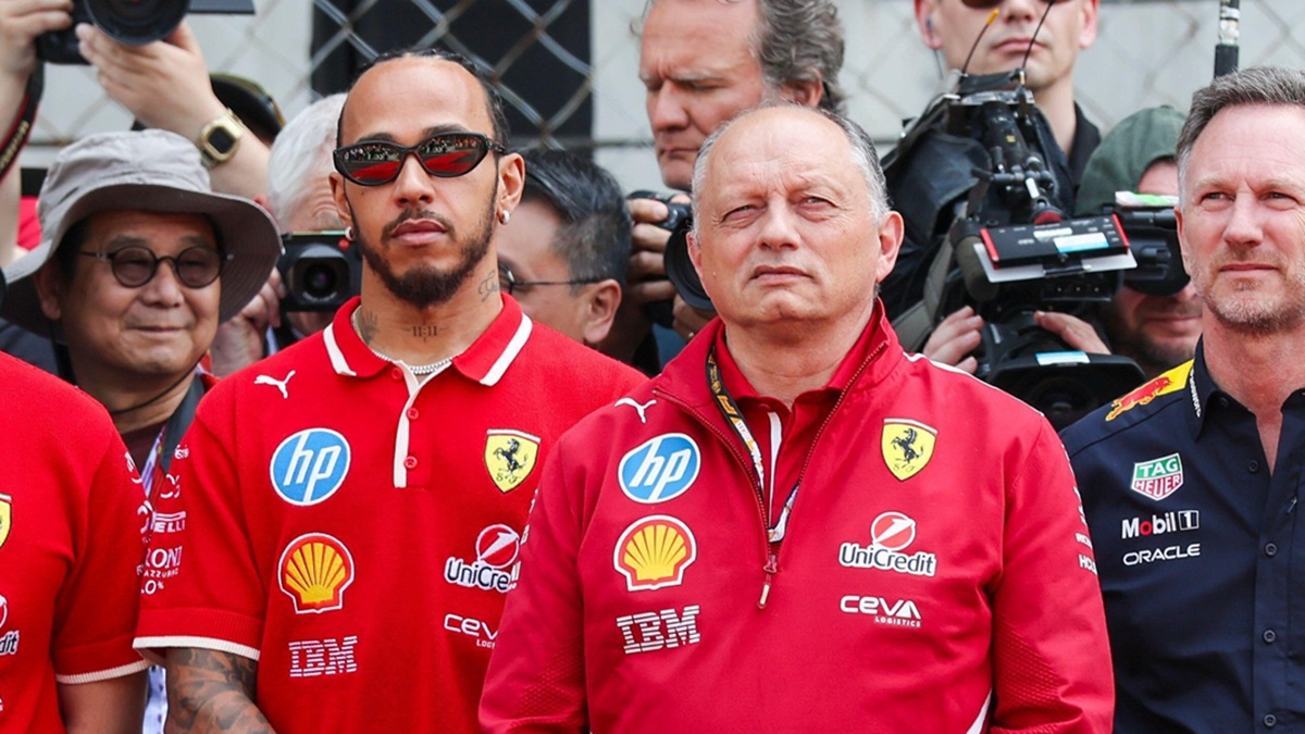 Hamilton: “Es esmu jau pāršķīris! Lai nāk daudz labāks 2026. gads”